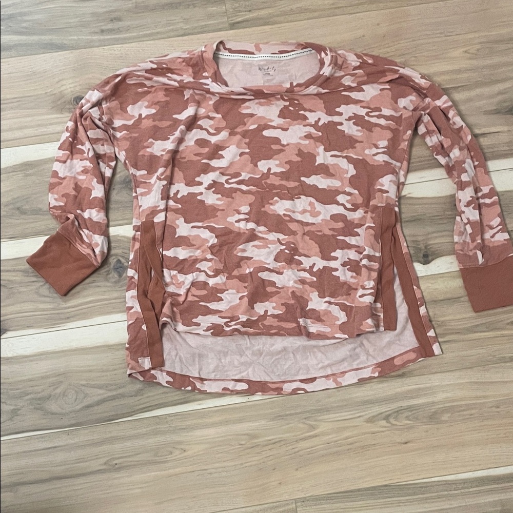 Wonderly Pink Camouflage Top